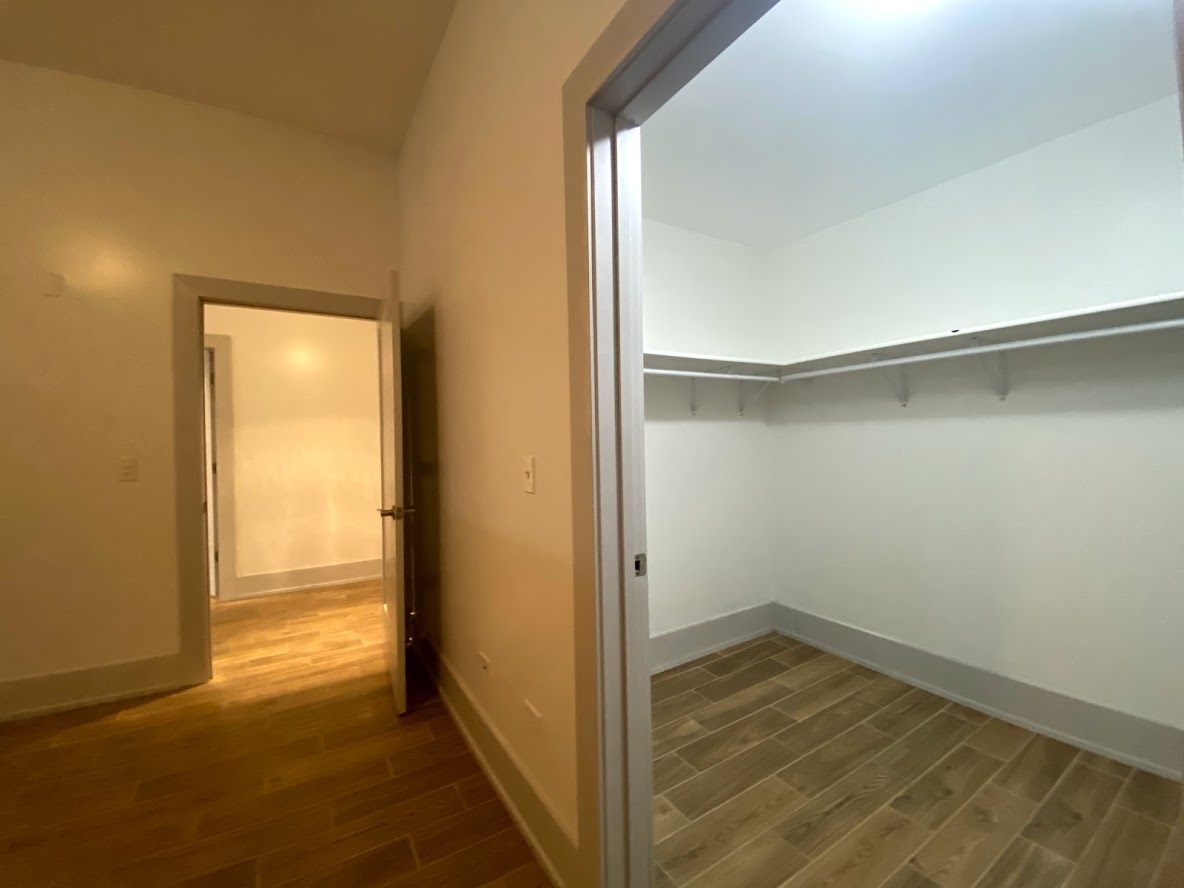 1432 W 21st Street Unit: 116