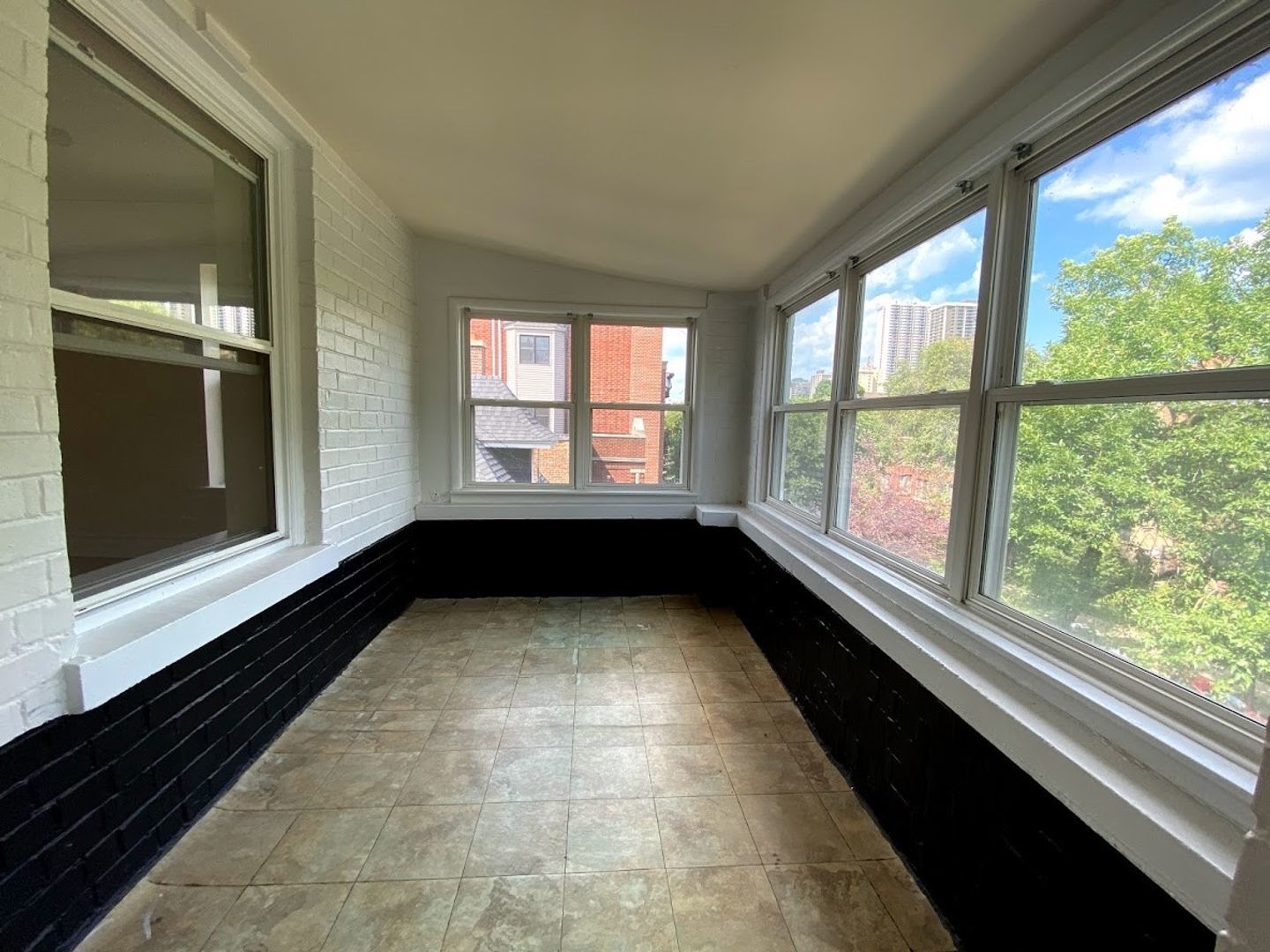 5808 N Winthrop Avenue Unit: 3N