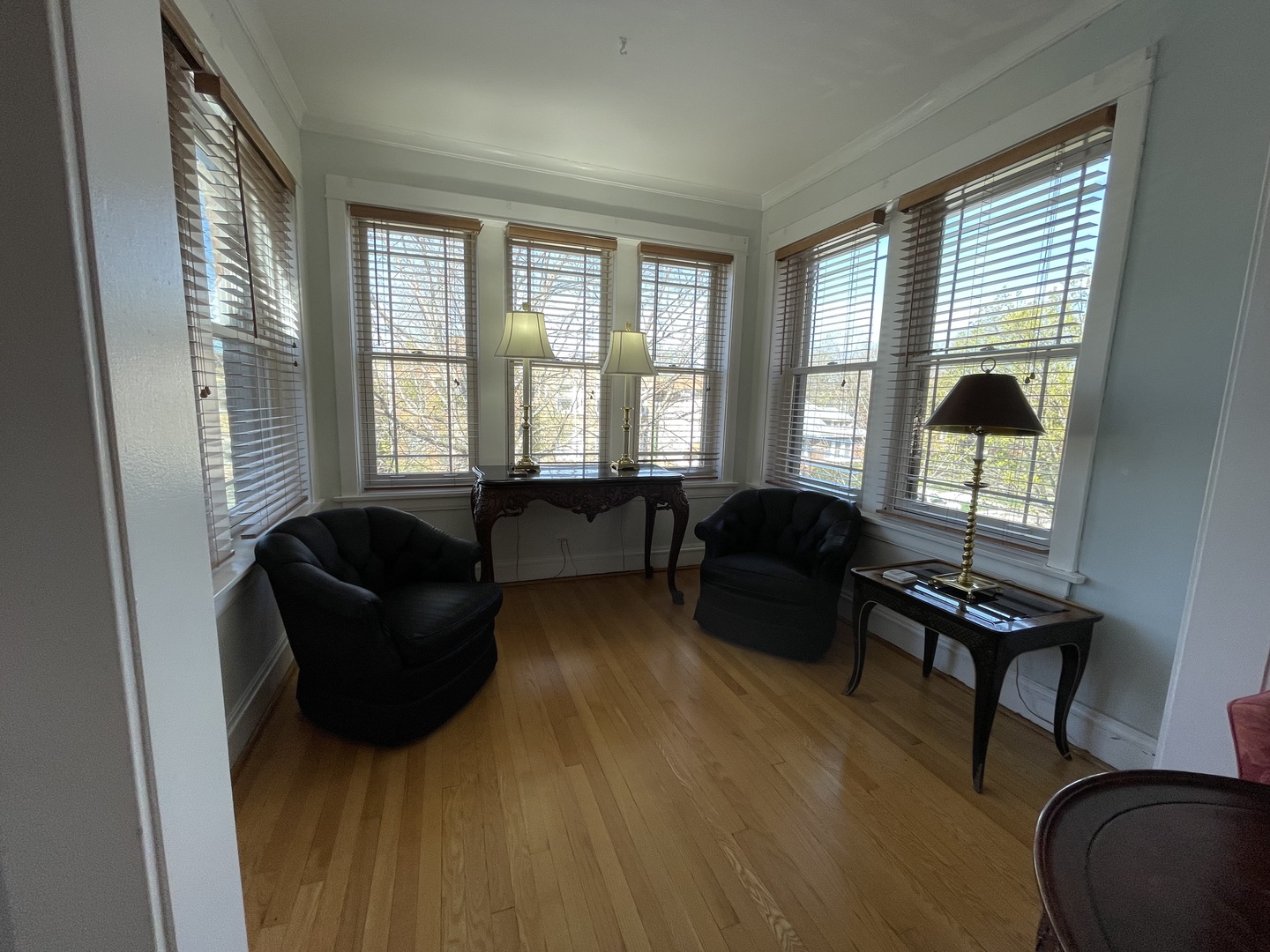 4937 N talman Avenue Unit: 1
