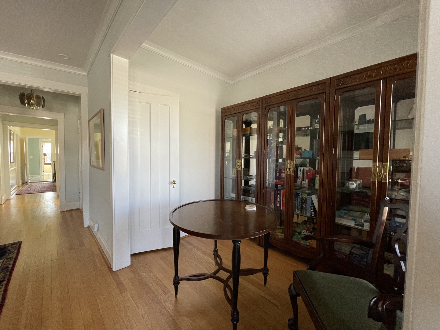 4937 N talman Avenue Unit: 1