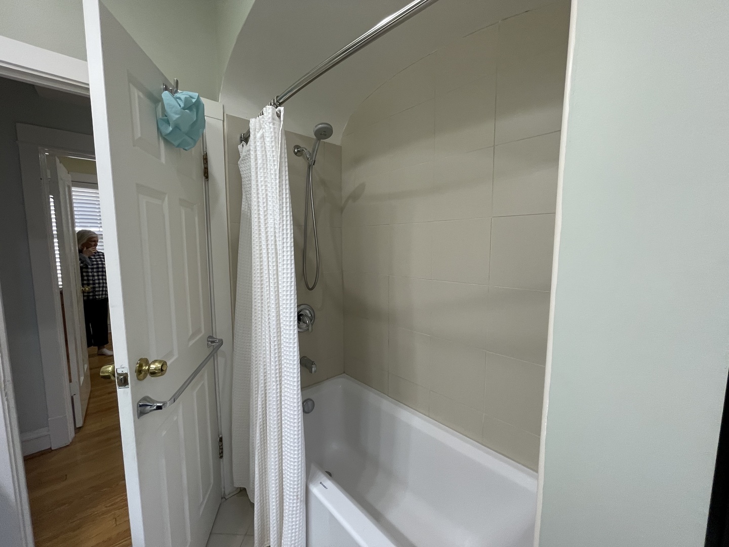 4937 N talman Avenue Unit: 1