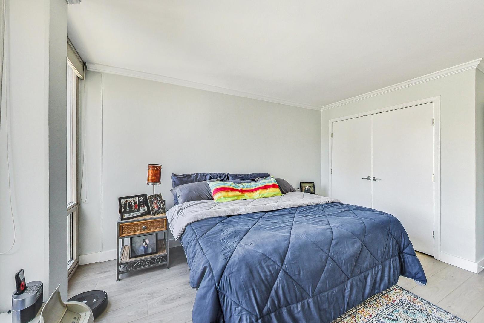 111 E Chestnut Street Unit: 15K