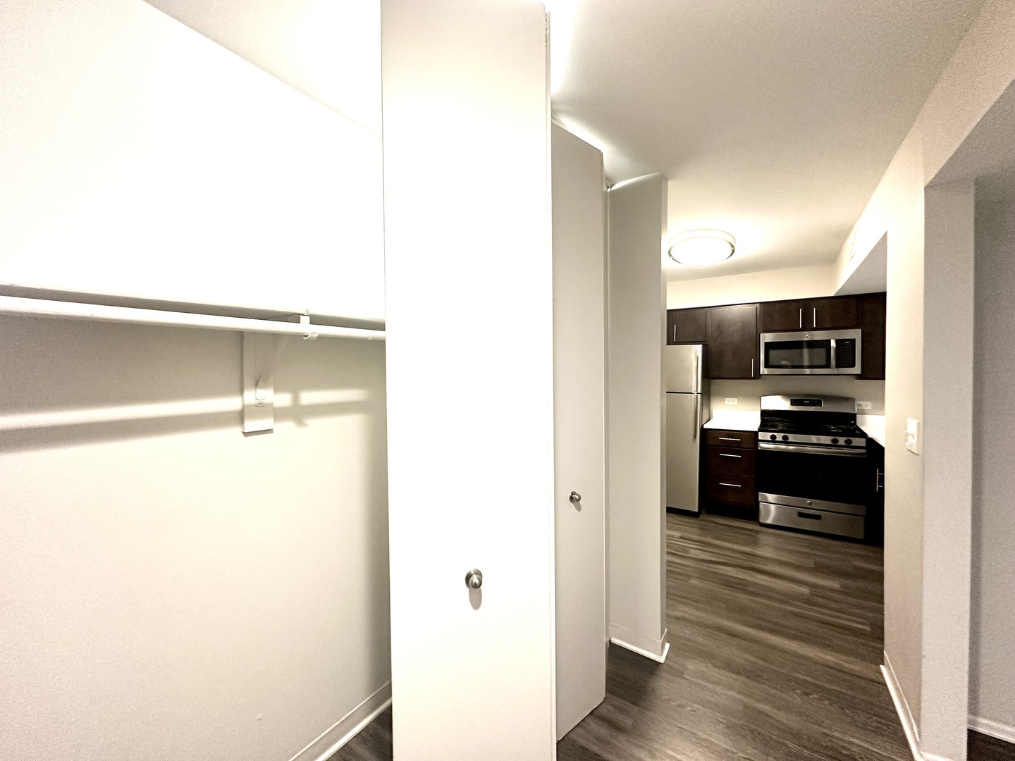 818 W Willow Street Unit: 2C