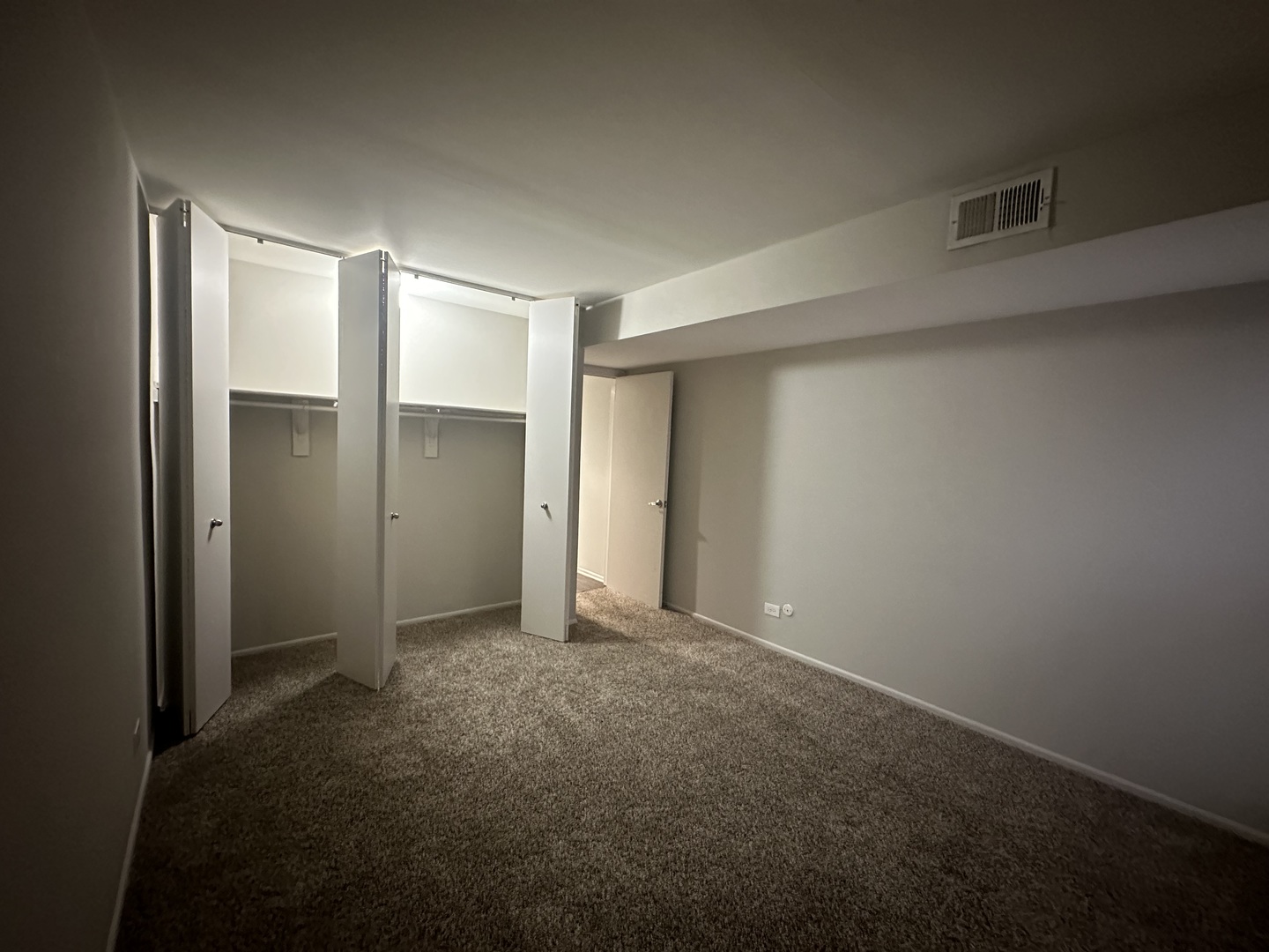 818 W Willow Street Unit: 2C