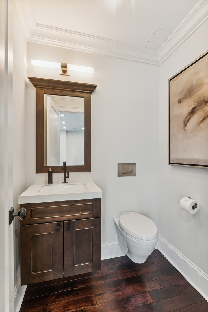 1200 N Lake Shore Drive Unit: M5-M6