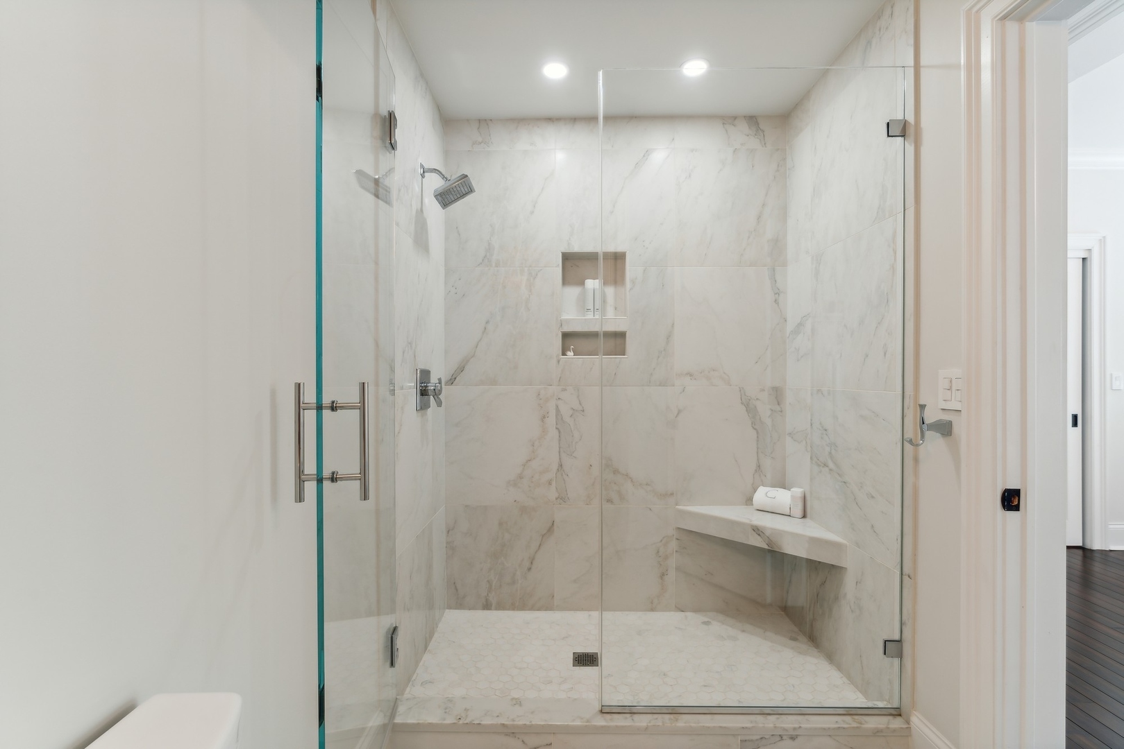 1200 N Lake Shore Drive Unit: M5-M6