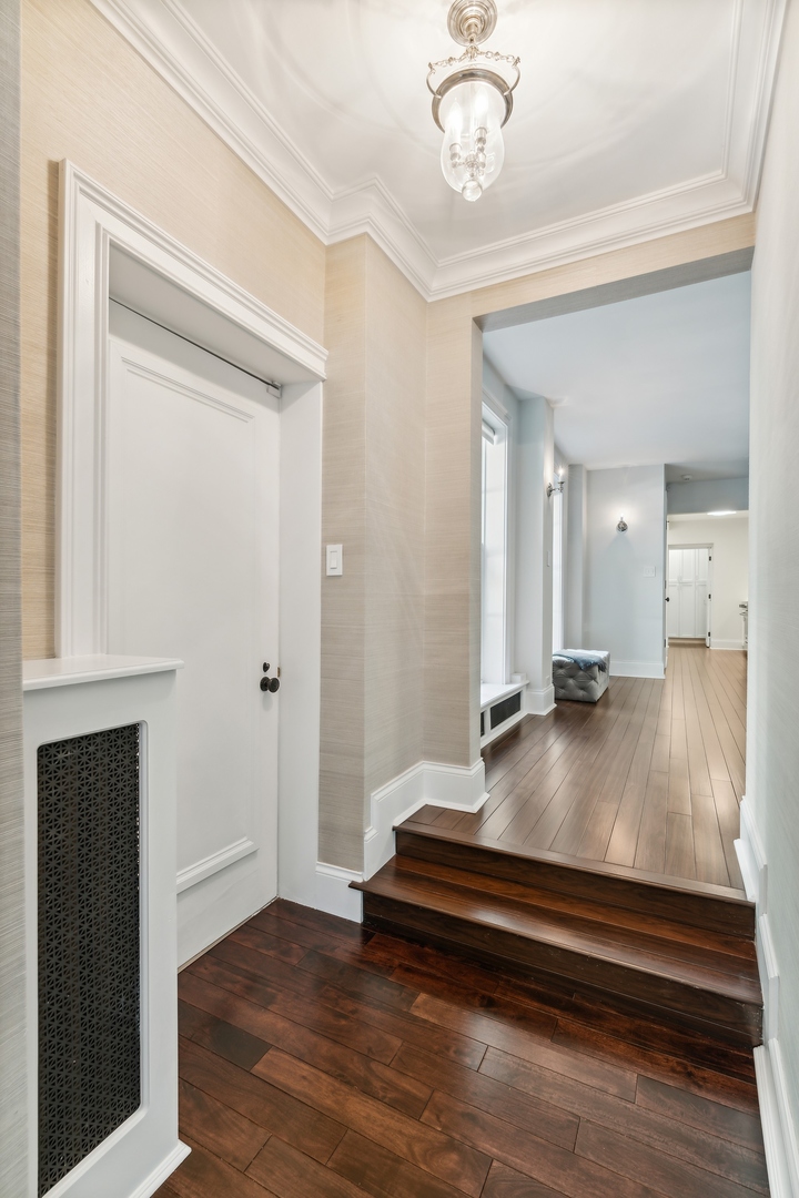 1200 N Lake Shore Drive Unit: M5-M6