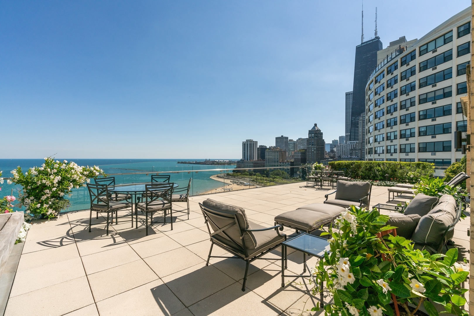1200 N Lake Shore Drive Unit: M5-M6