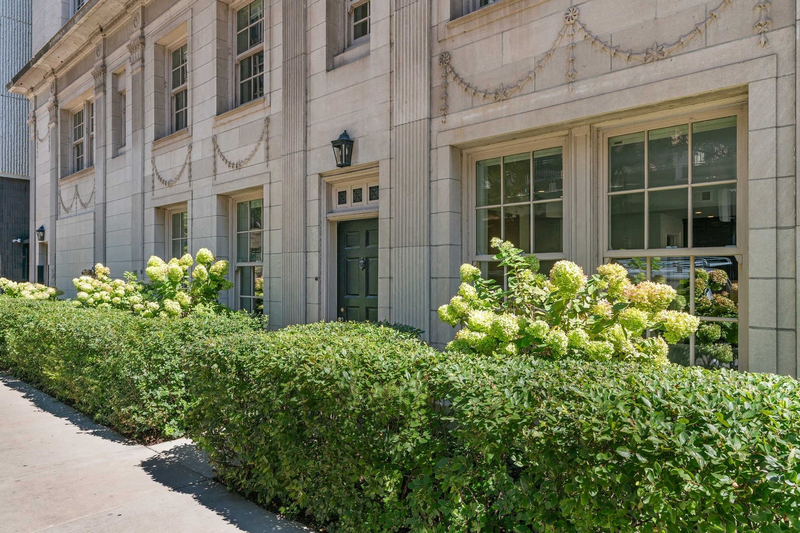 1200 N Lake Shore Drive Unit: M5-M6
