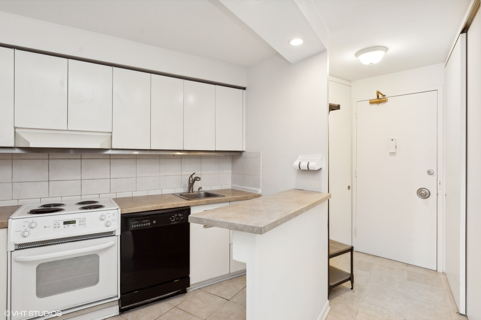 300 N State Street Unit: 4606
