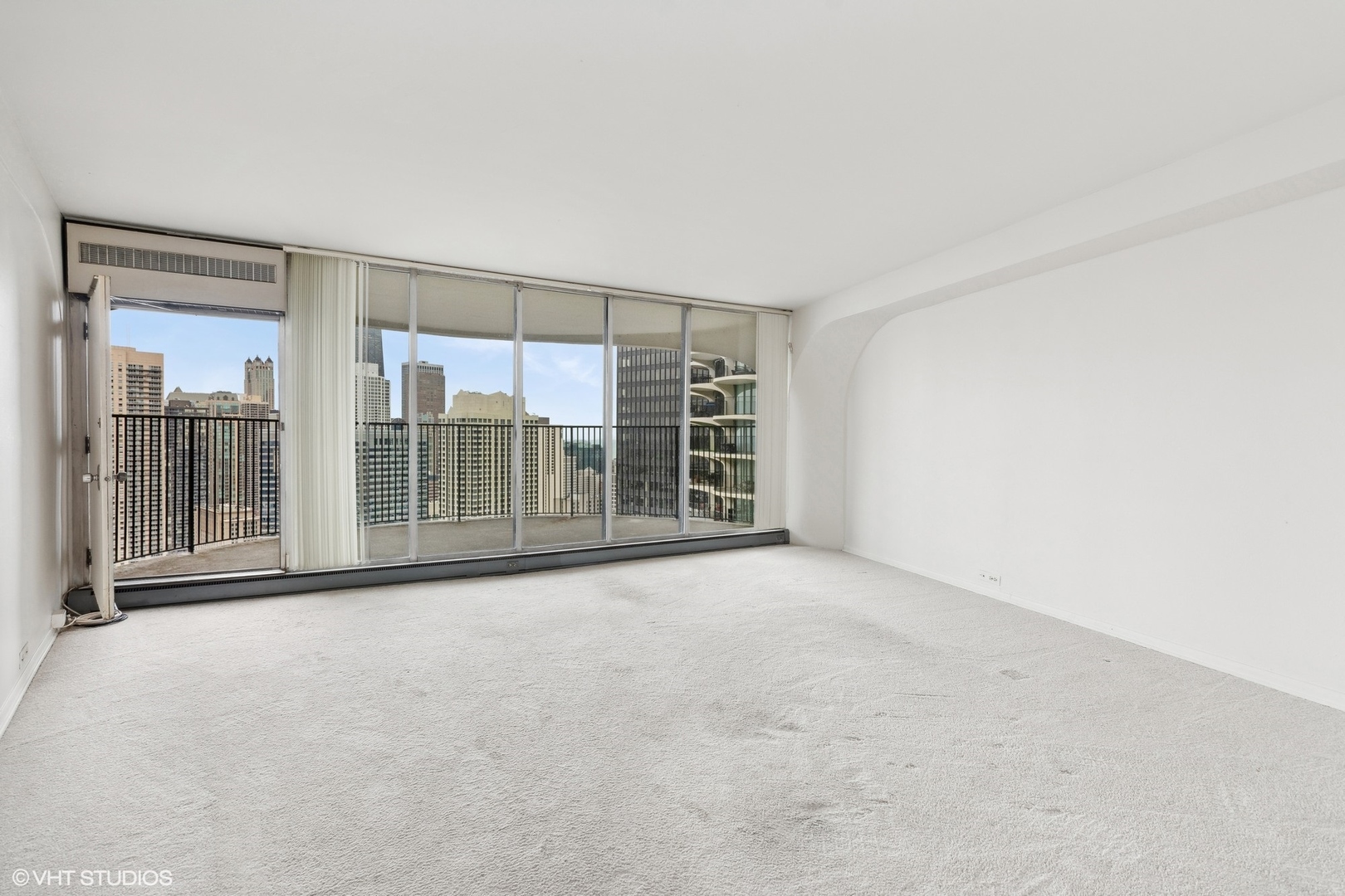 300 N State Street Unit: 4606