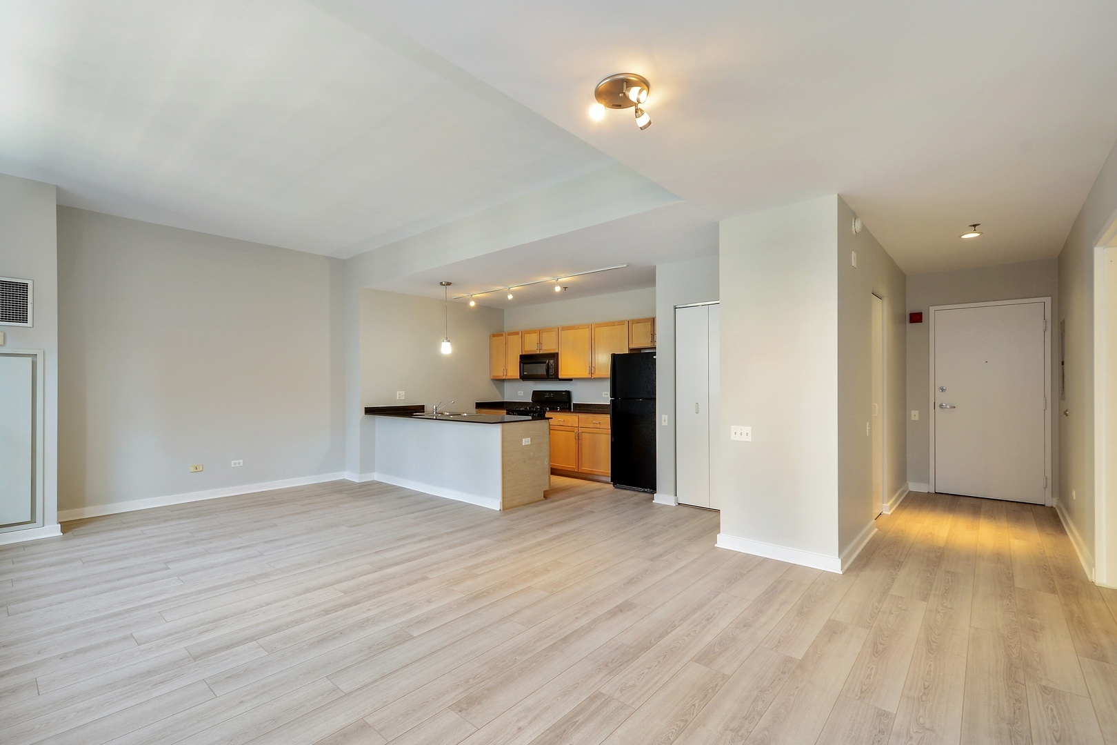5 N Wabash Avenue Unit: 1406