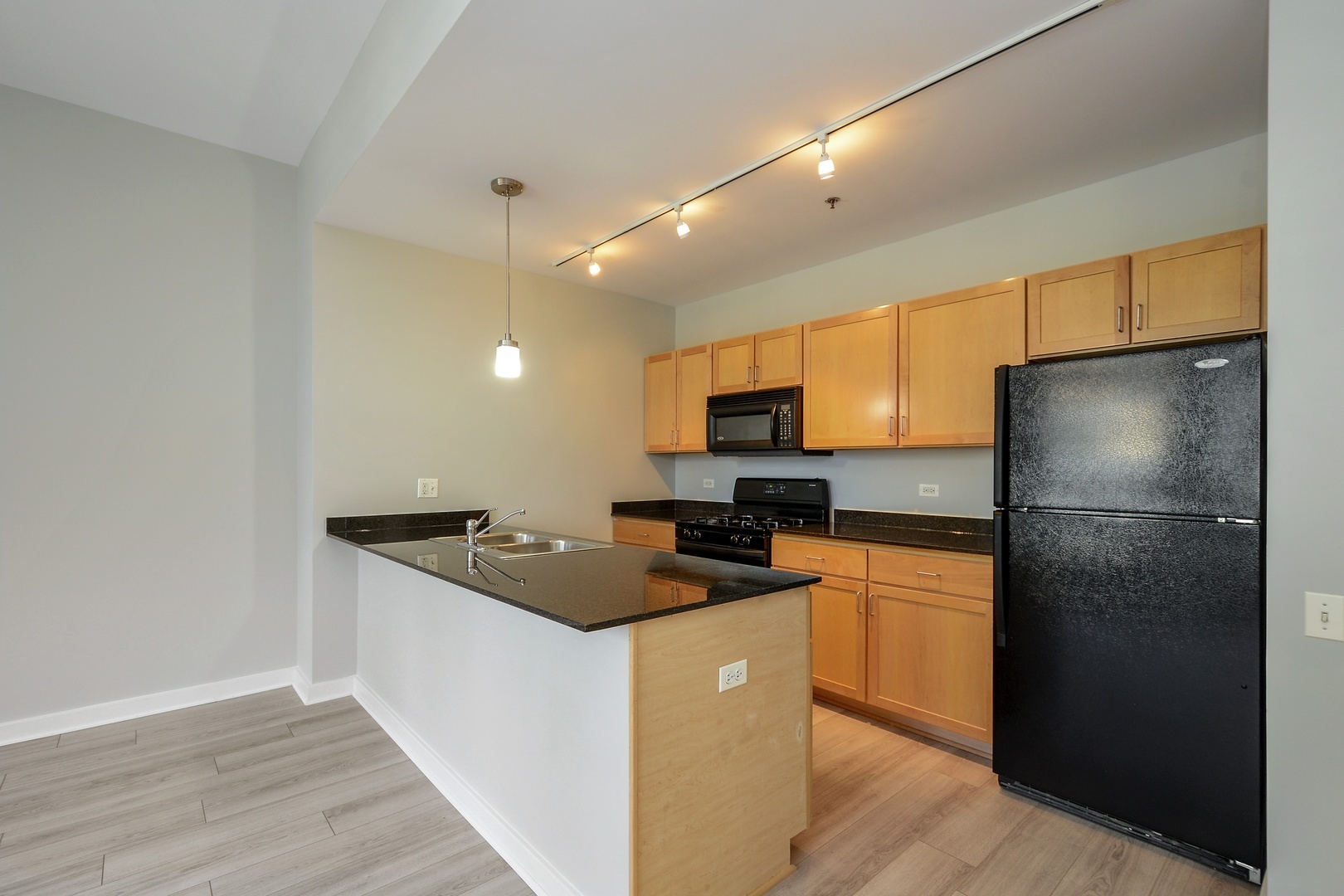 5 N Wabash Avenue Unit: 1406