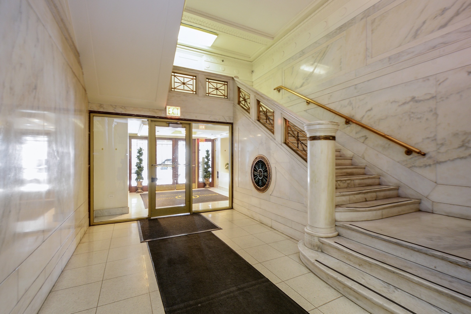 5 N Wabash Avenue Unit: 1406