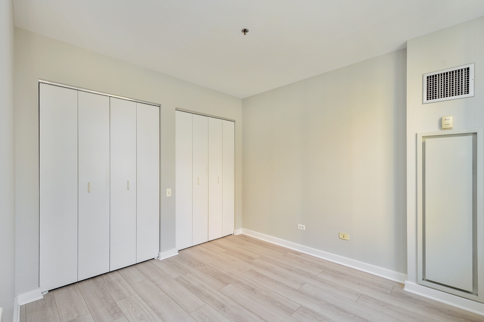 5 N Wabash Avenue Unit: 1406