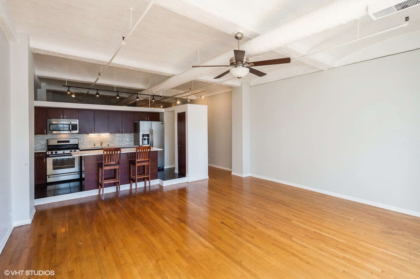 633 S Plymouth Court Unit: 908