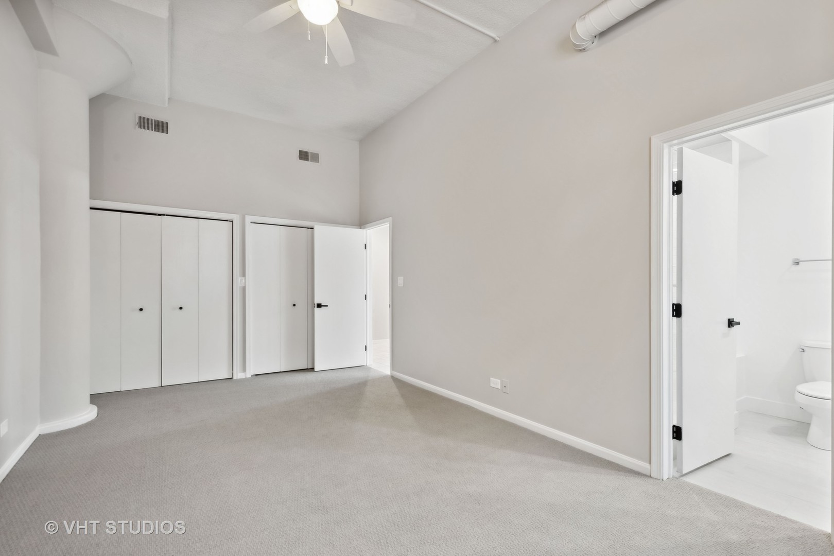812 W Van Buren Street Unit: 2J