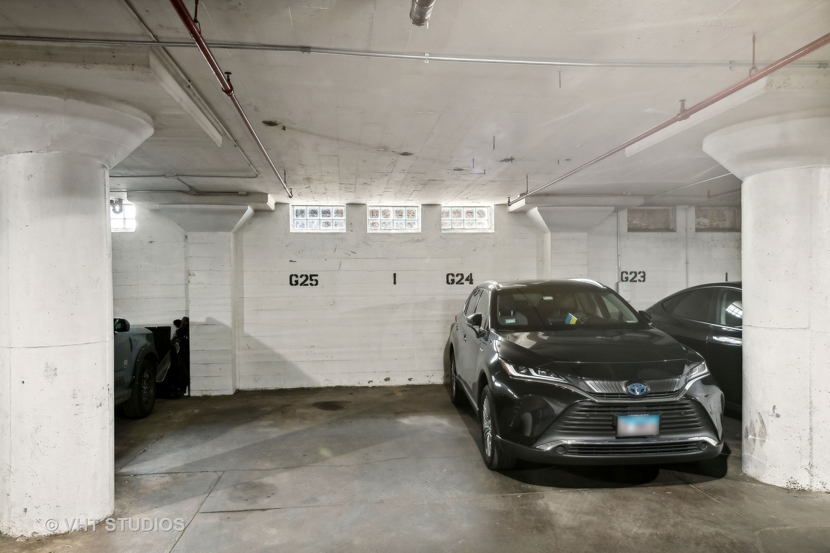 812 W Van Buren Street Unit: 2J