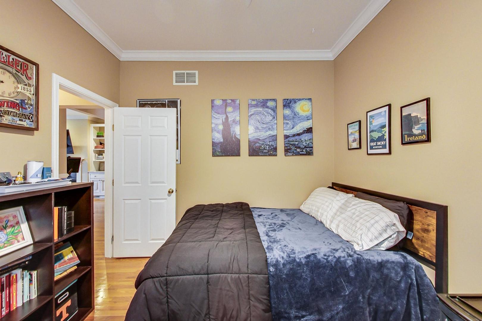 1410 N Cleveland Avenue Unit: 2N
