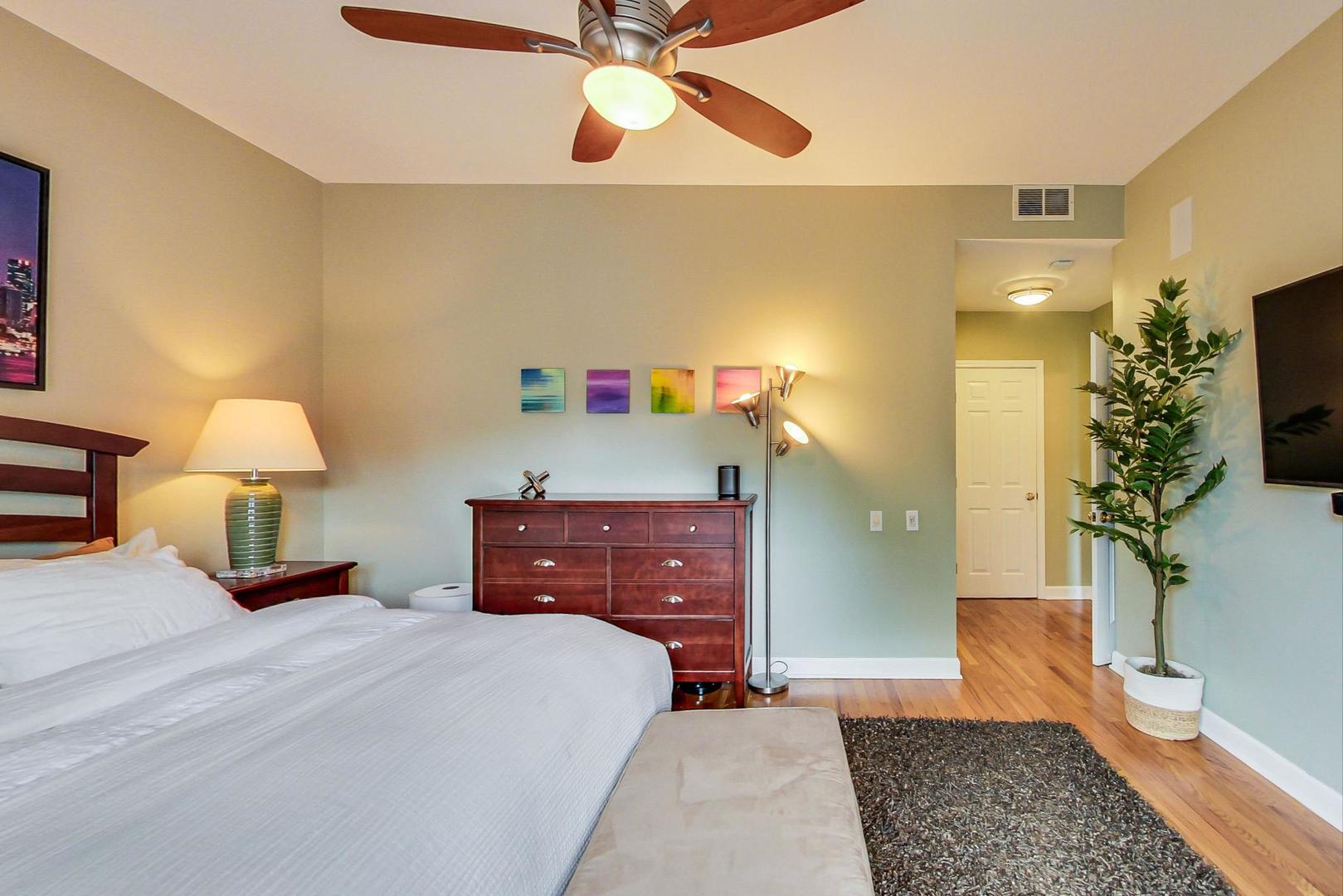 1410 N Cleveland Avenue Unit: 2N