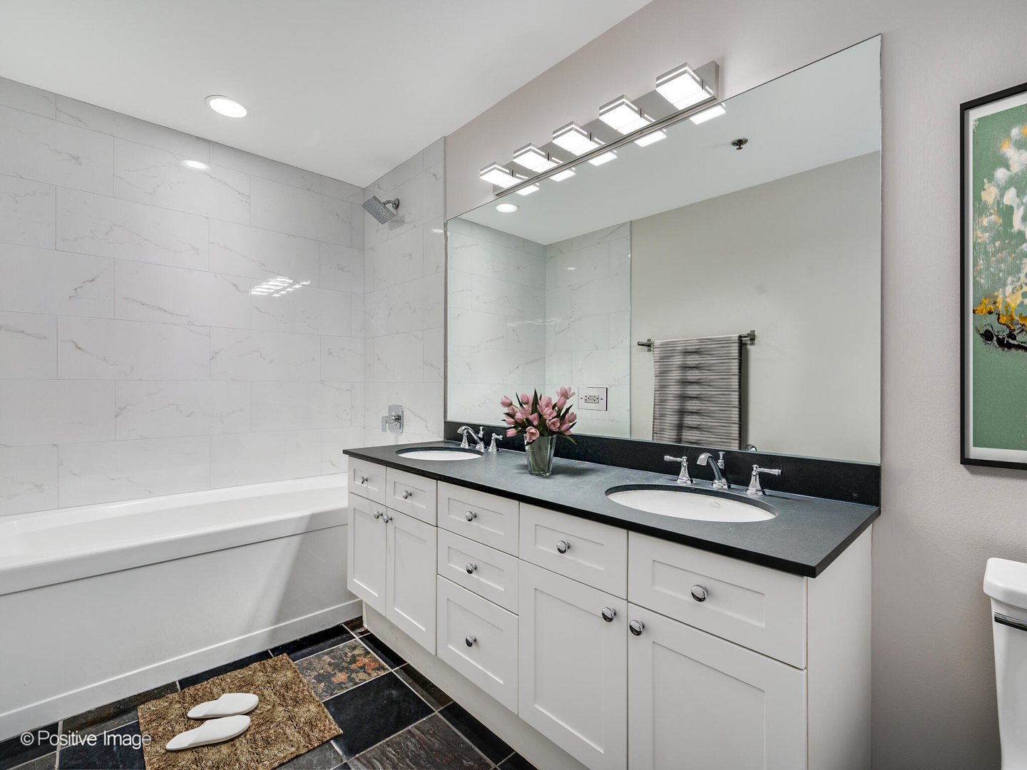 1546 N Orleans Street Unit: 803