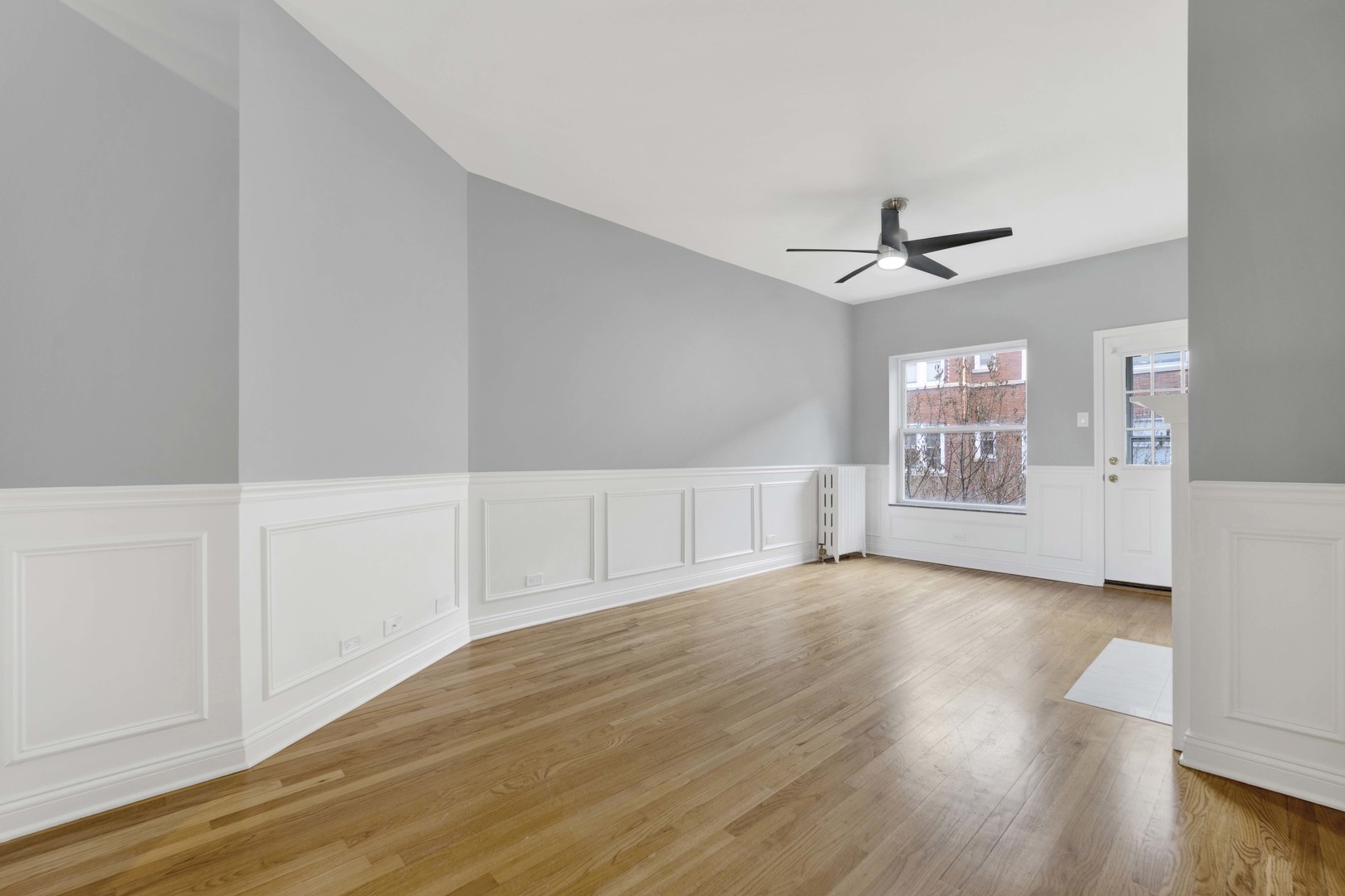 847 W Belle Plaine Avenue Unit: 2N
