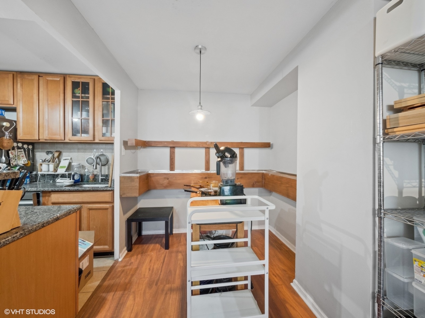 3950 N LAKE SHORE Drive Unit: 1015