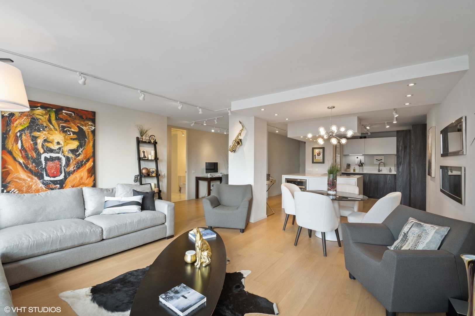 200 E DELAWARE Place Unit: 35E
