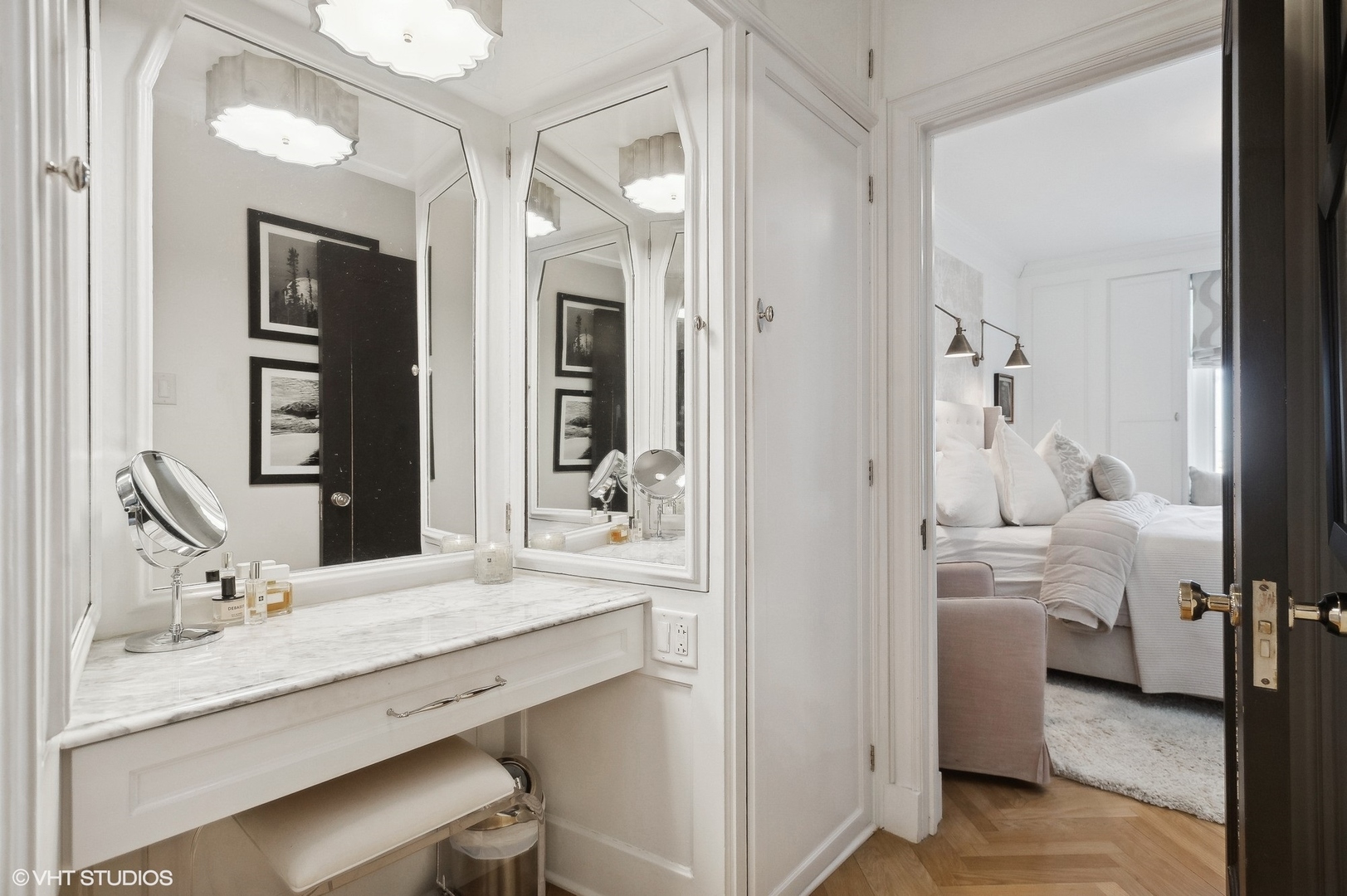 222 E Chestnut Street Unit: 14A