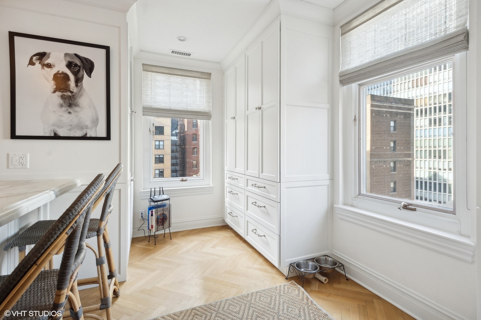 222 E Chestnut Street Unit: 14A