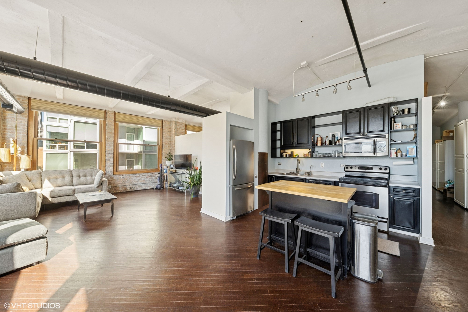 801 S Wells Street Unit: 709