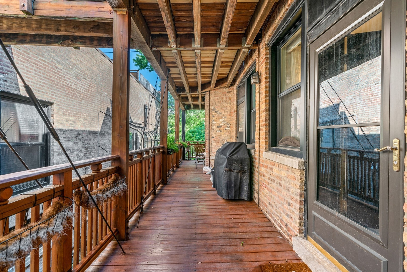 2912 N Halsted Street Unit: 2