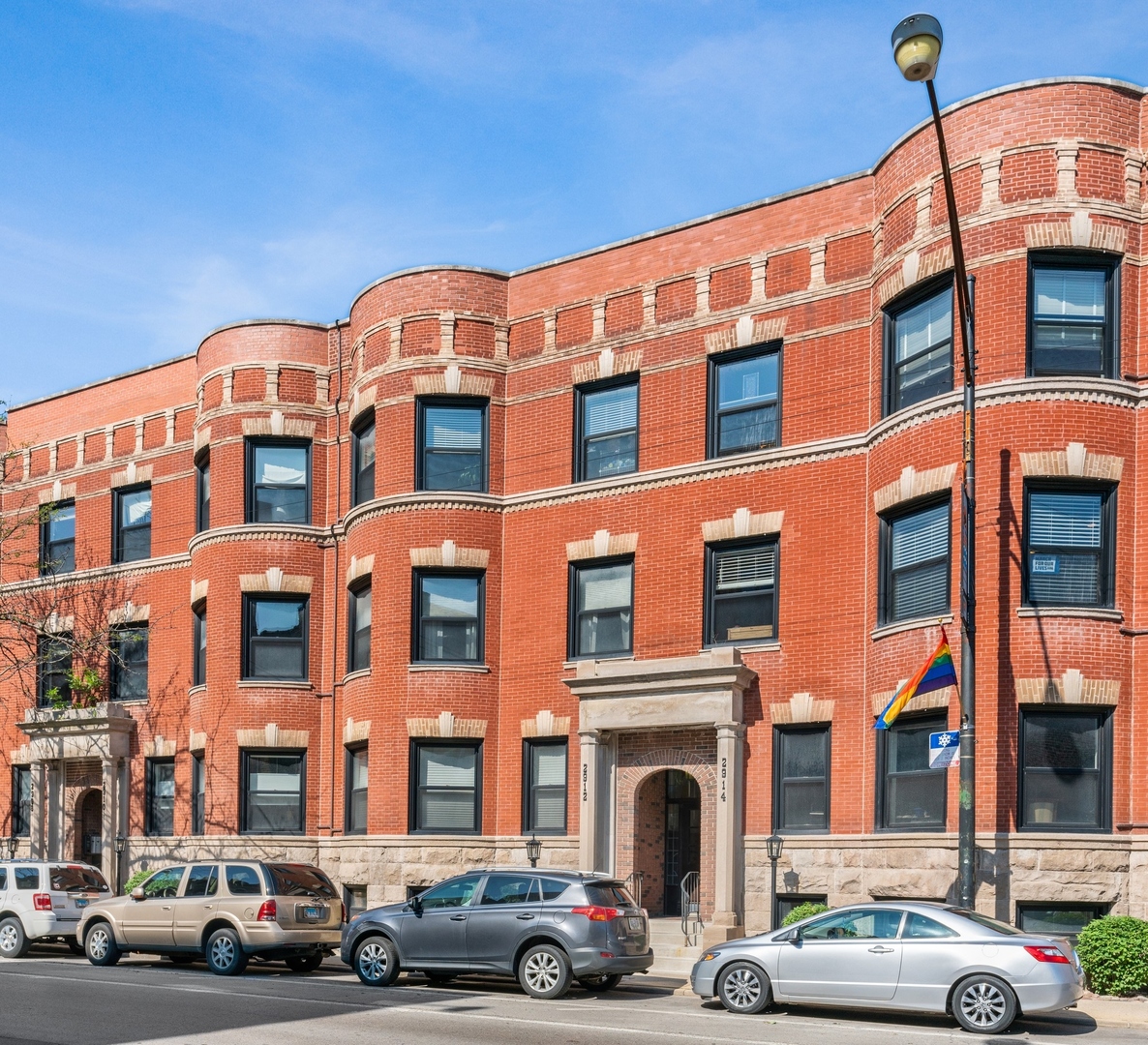 2912 N Halsted Street Unit: 2