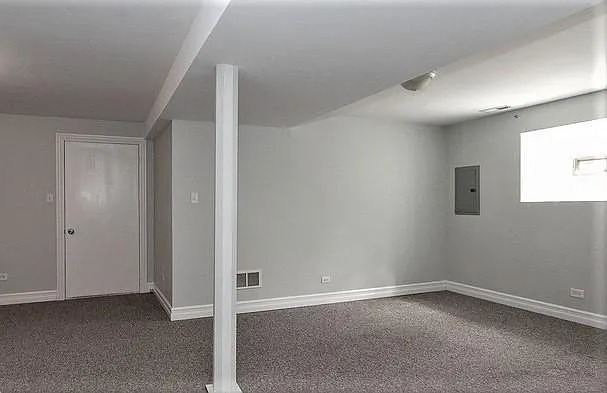 4349 N Sawyer Avenue Unit: F1