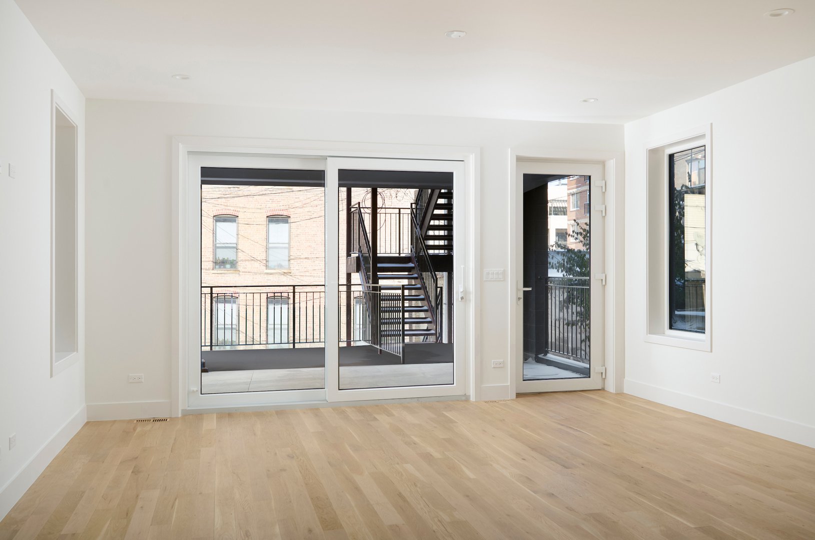 1402 W Chestnut Street Unit: 1