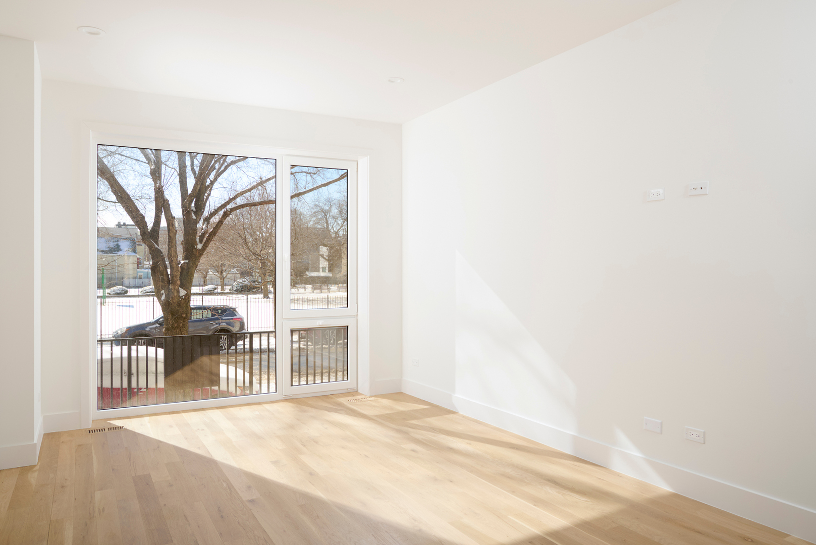 1402 W Chestnut Street Unit: 1