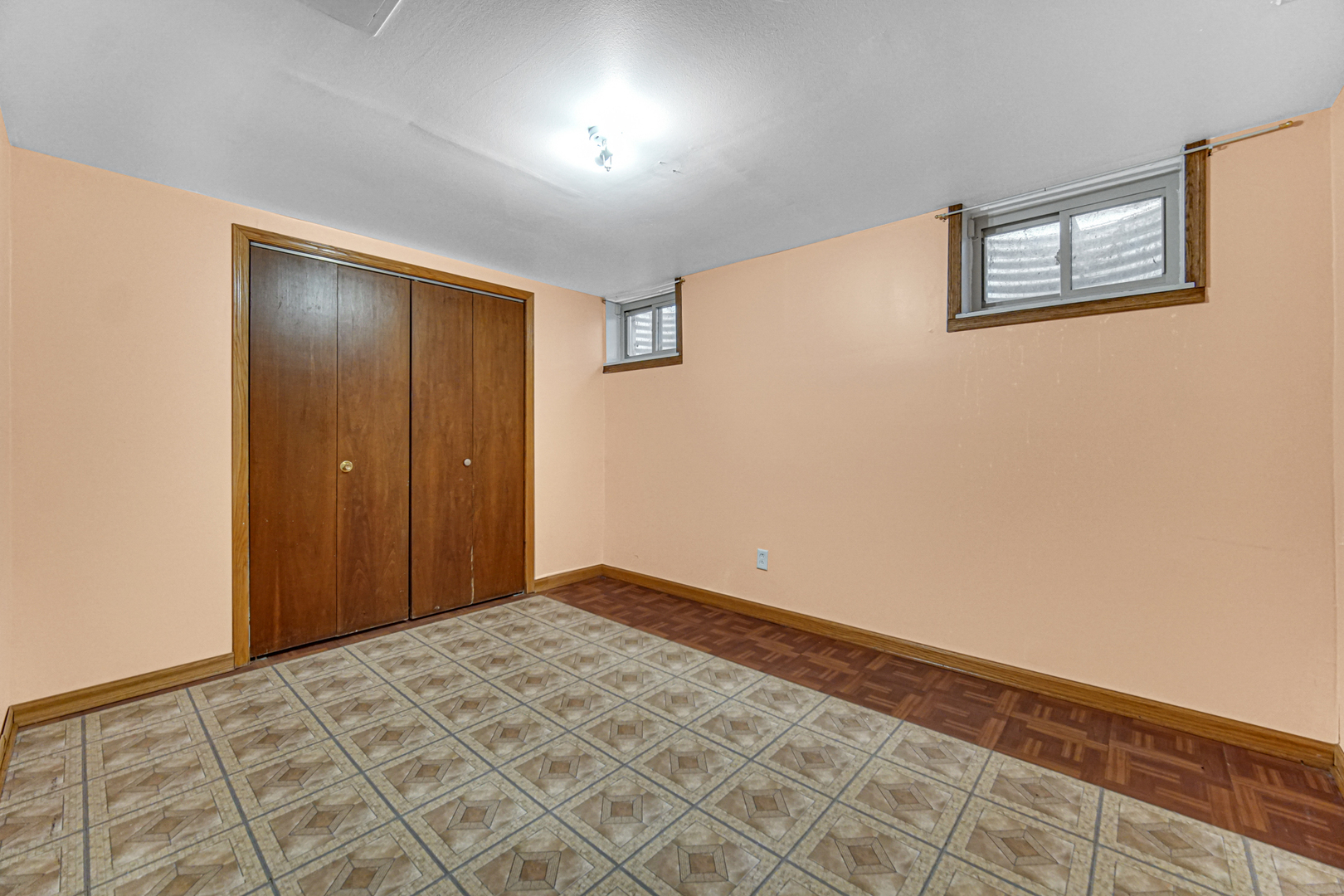 77 Graymoor Lane
