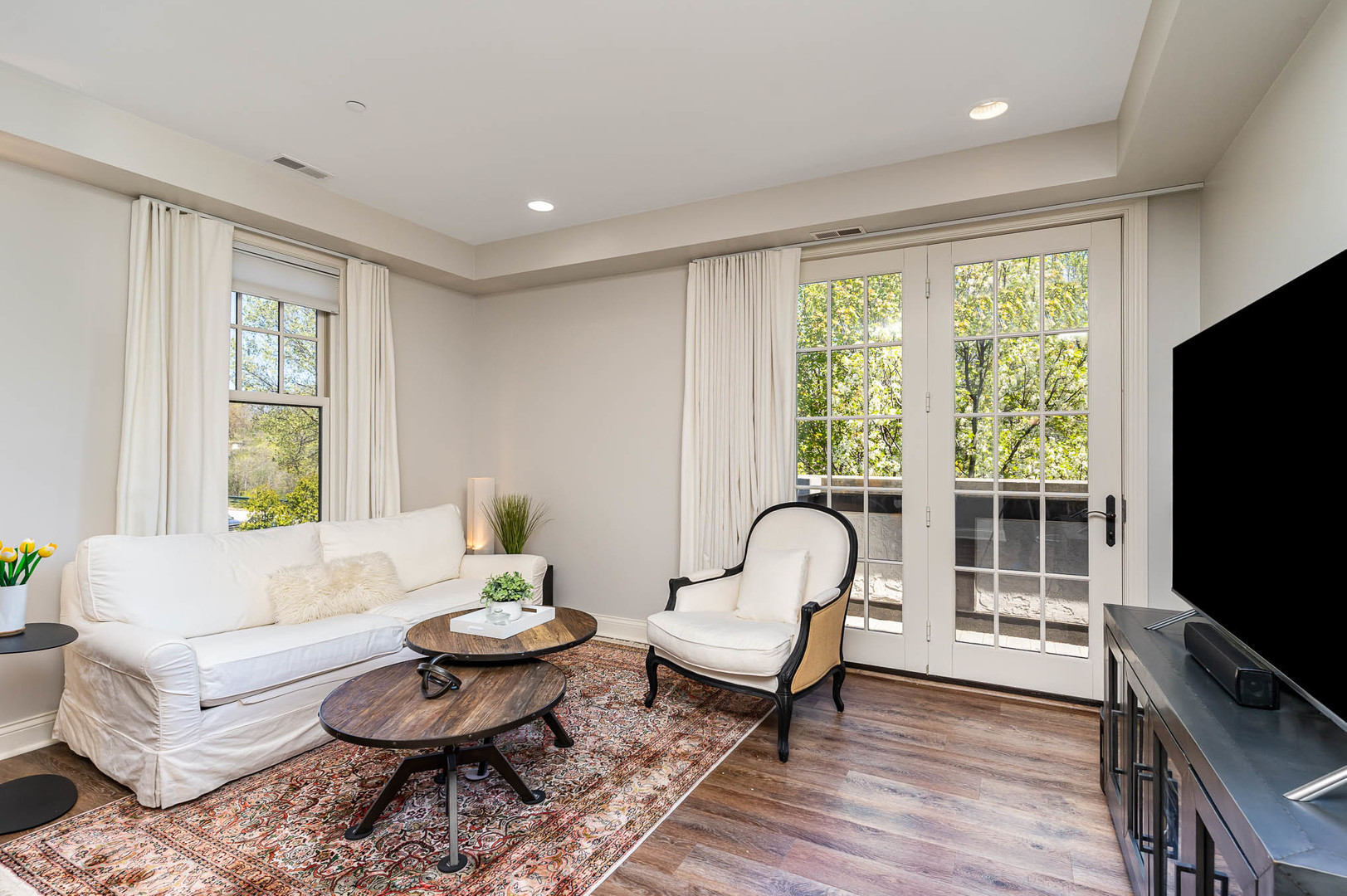 720 Green Bay Road Unit: 2E