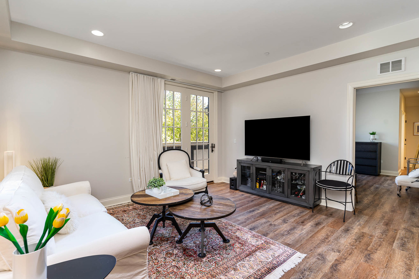 720 Green Bay Road Unit: 2E