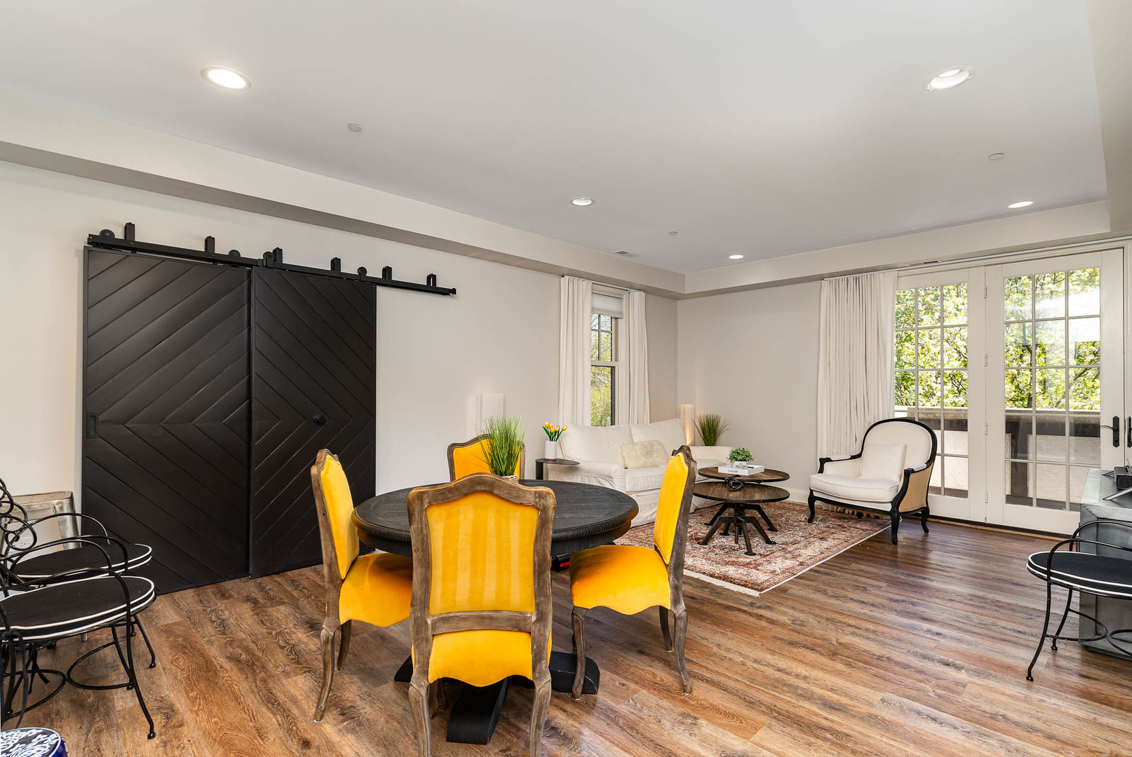 720 Green Bay Road Unit: 2E