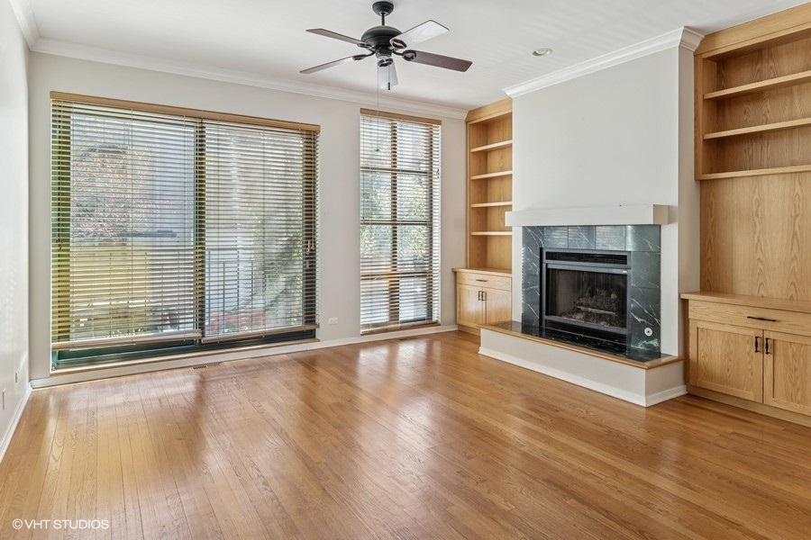 2501 N Wayne Avenue Unit: 13