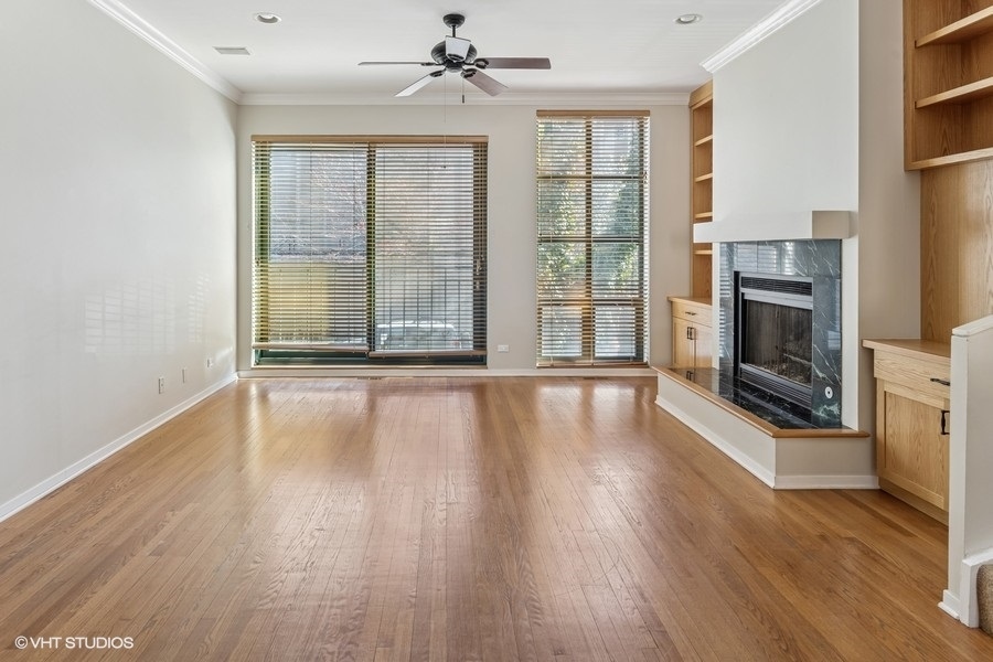 2501 N Wayne Avenue Unit: 13