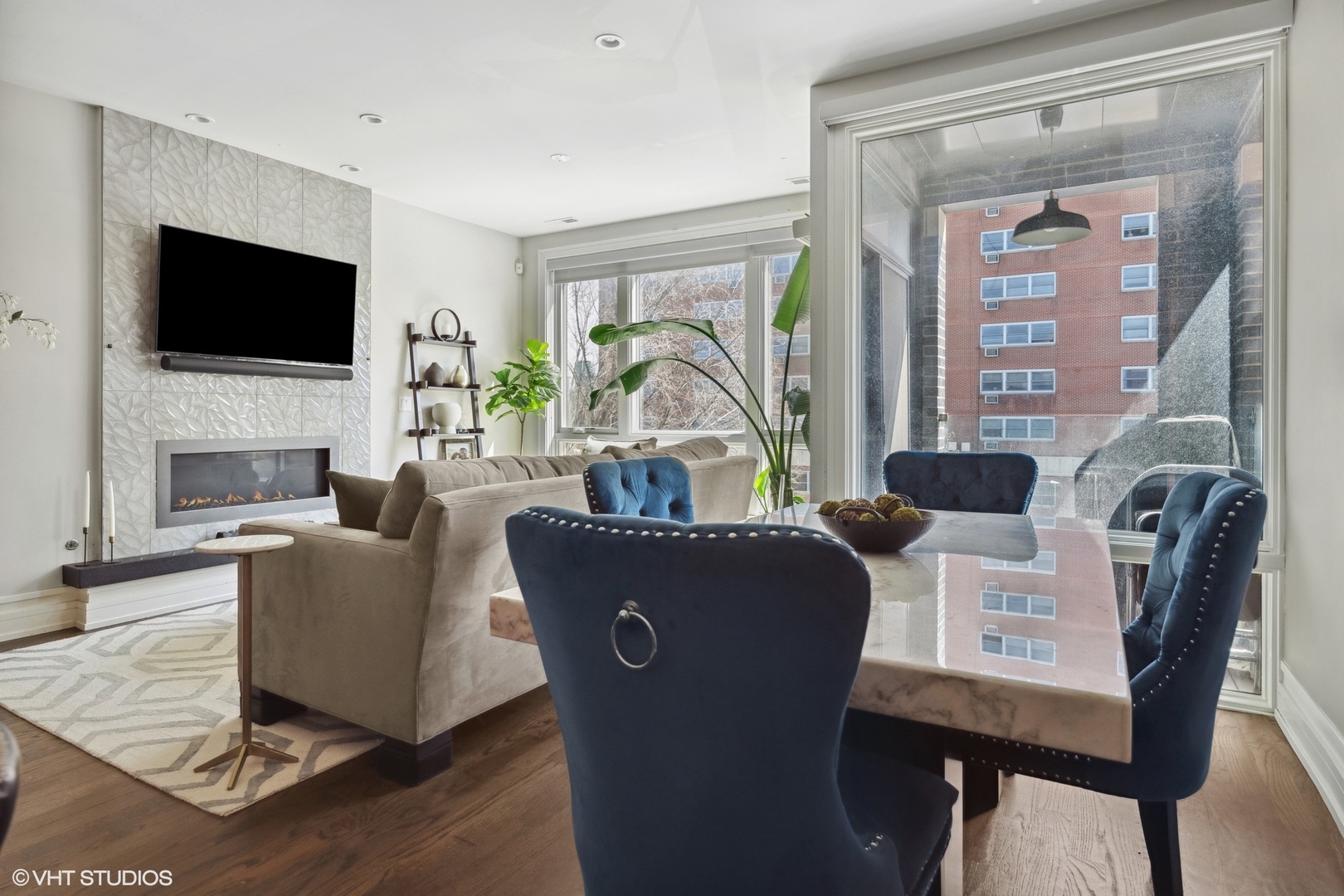 1448 W Chestnut Street Unit: 2