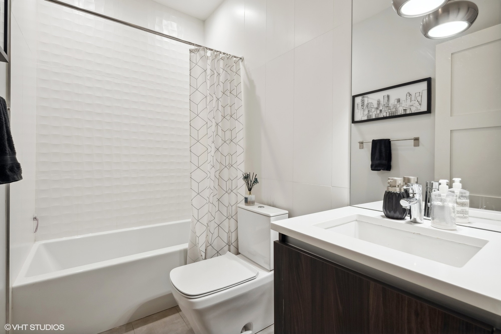 1448 W Chestnut Street Unit: 2