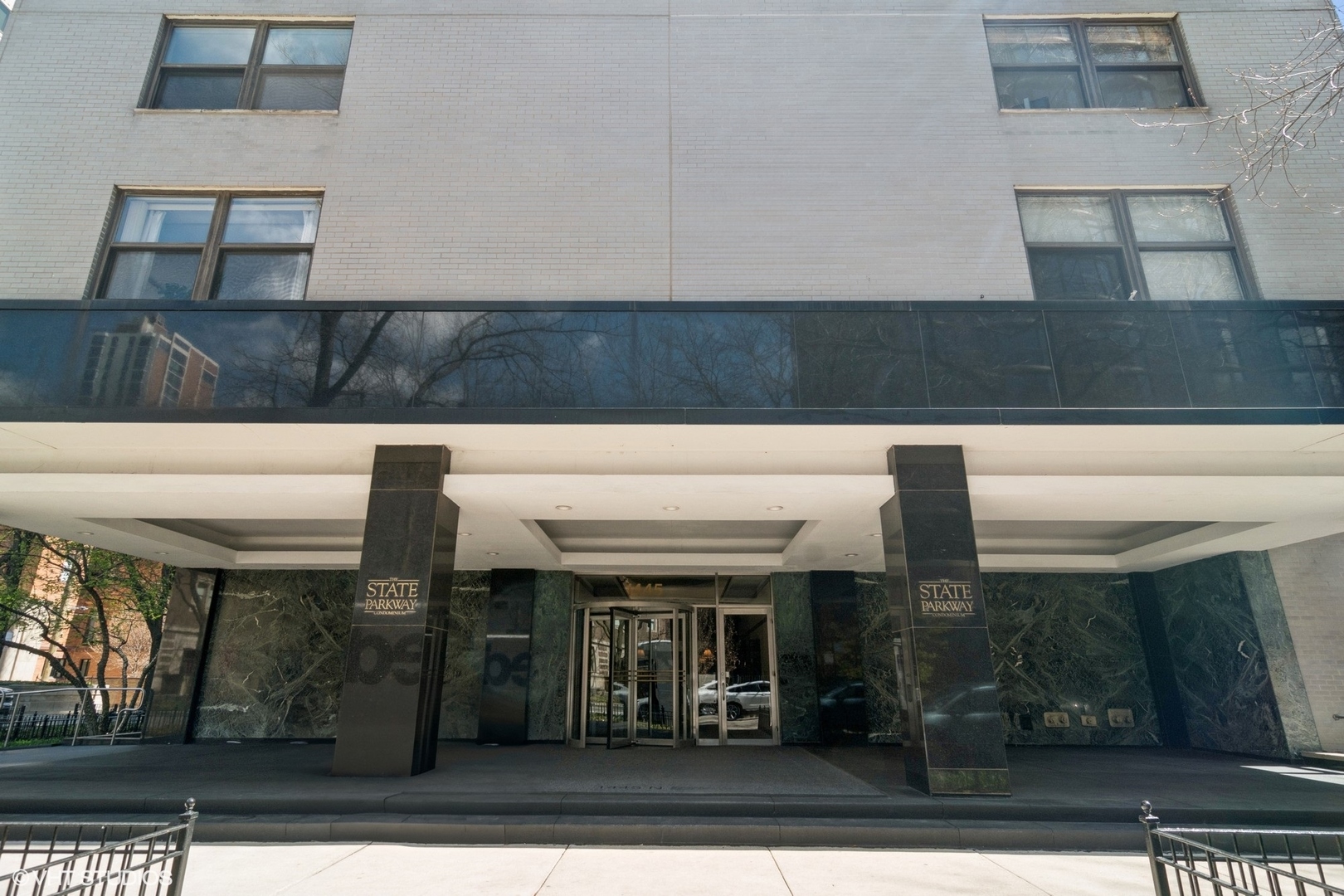 1445 N State Parkway Unit: 1605