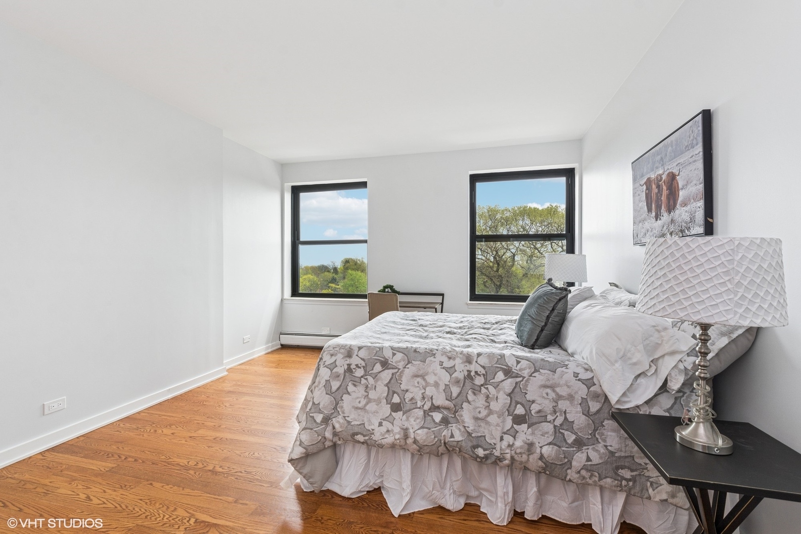 2100 N Lincoln Park West Unit: 5AN