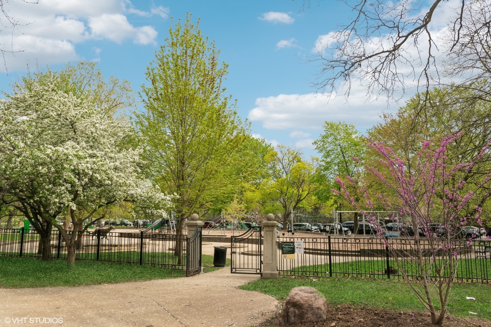 2100 N Lincoln Park West Unit: 5AN