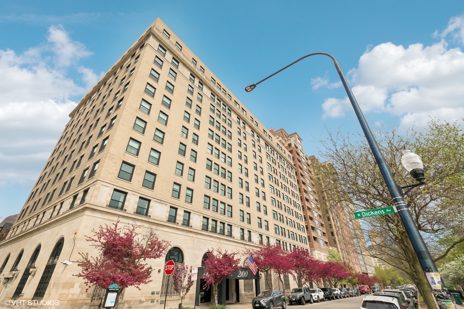 2100 N Lincoln Park West Unit: 5AN