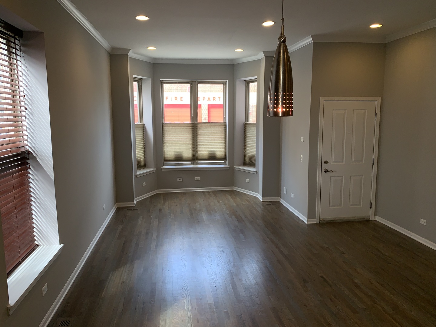 2717 N Halsted Street Unit: 1F