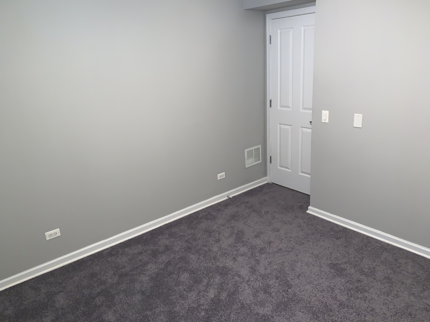 2717 N Halsted Street Unit: 1F